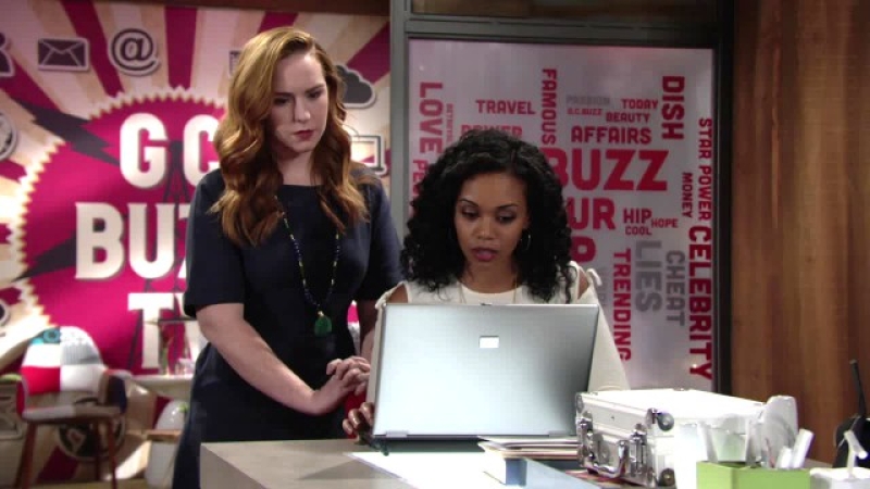 Hilary (Mishael Morgan) et Mariah (Camryn Grimes) travaillent ensemble. Les Feux de l'Amour,
épisode 11105 (26 décembre 2024,
TVA)