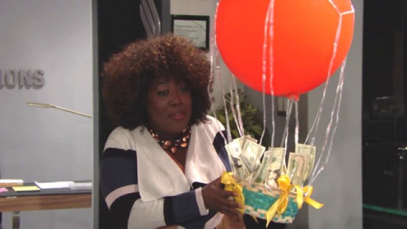 Emmy (Sheryl Underwood) travaille désormais pour Bill ! Top Models,
épisode 7536 (5 juillet 2018,
RTL9)