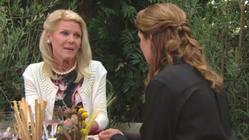 Sheila sait comment amadouer Pam (Alley Mills)... Amour, Gloire et Beauté,
                     épisode 7695 (21 février 2019,
TF1PLUS)