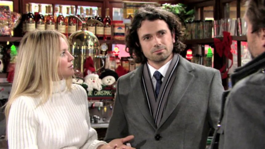 Scott (Daniel Brunnemer Hall) n'a vraiment pas la réaction que Sharon attendait ! Les Feux de l'Amour,
épisode 11322 (8 décembre 2017,
CBS)