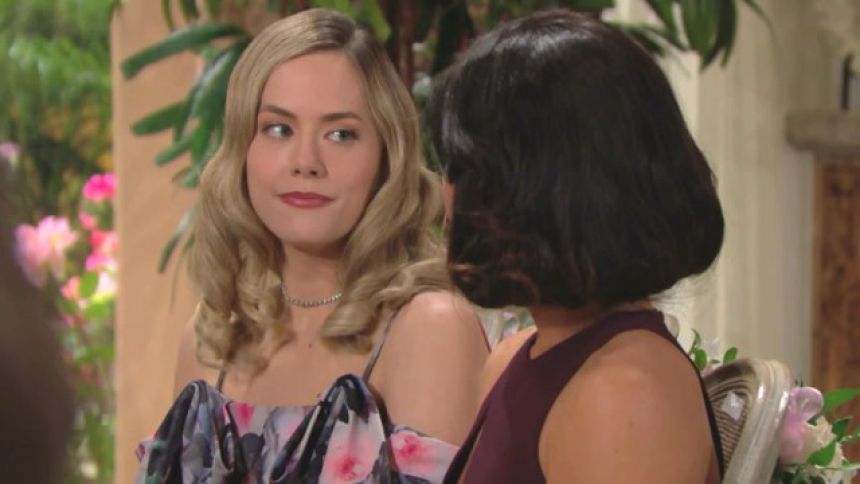Hope (Annika Noelle) accepte de tenir compagnie à Steffy… Top Models,
épisode 7771 (14 juin 2018,
RTS)