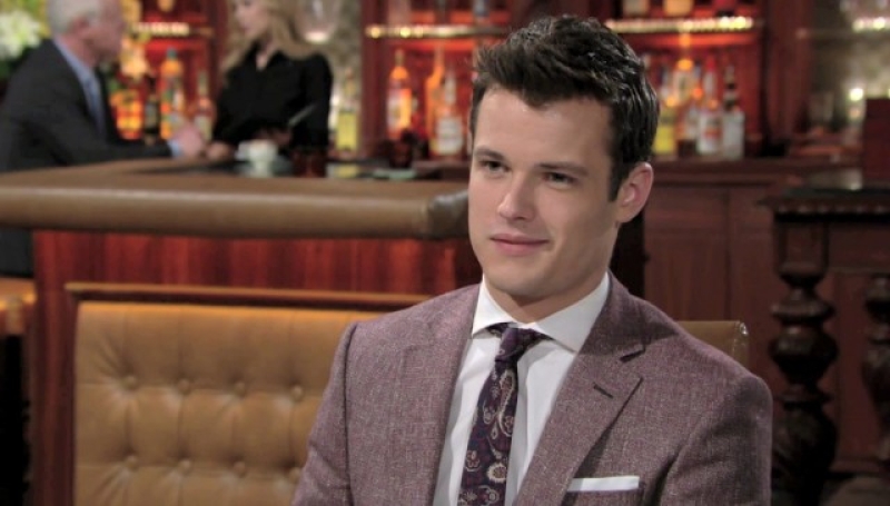 Kyle (Michael Mealor) en a marre de ne pas être pris au sérieux. Les Feux de l'Amour,
                     épisode 11422 (3 mai 2018,
CBS)