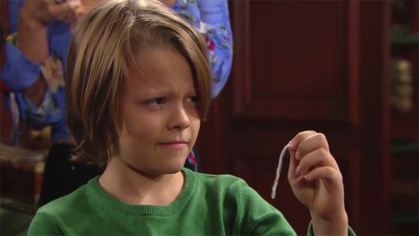 Will (Finnegan George) a peur que son frère Liam ne l'empoisonne... ! Top Modèles,
épisode 7969 (13 janvier 2020,
TVA)