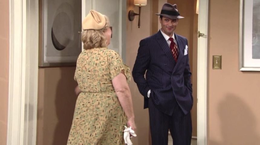 Pour la soirée costumée de Traci, Cane (Daniel Goddard) incarne un Flynn plus vrai que nature. Les Feux de l'Amour,
épisode 6057 (10 mai 2022,
AUVIO)