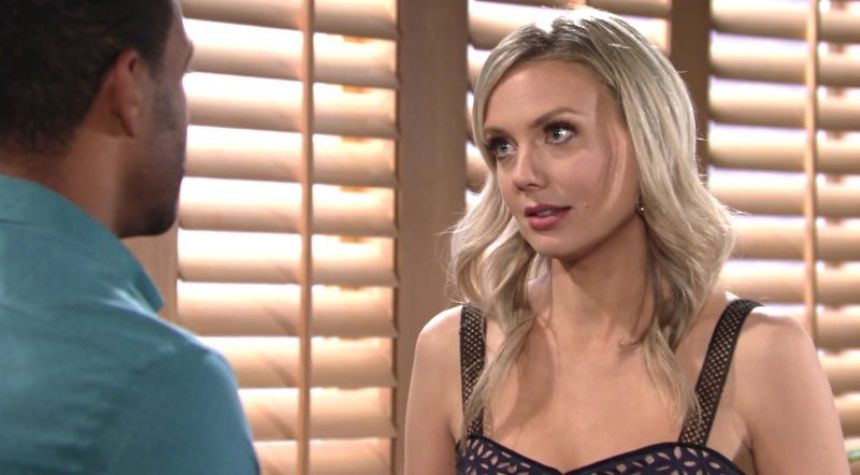 Abby (Melissa Ordway) prend Nate de court. Les Feux de l'Amour,
épisode 11741 (1 août 2019,
CBS)