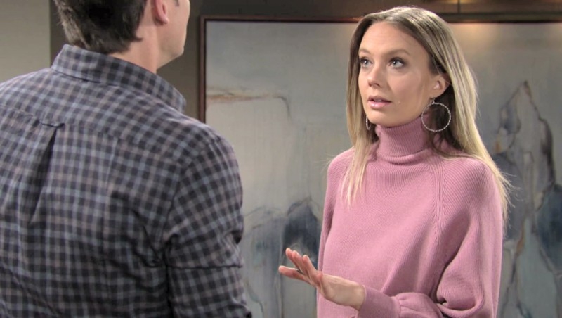 Abby (Melissa Ordway) se prépare à passer à l'action. Les Feux de l'Amour,
                     épisode 6221 (29 décembre 2022,
AUVIO)