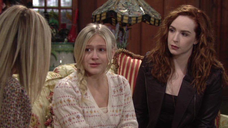 Faith (Alyvia Alyn Lind) apprend les résultats d'examen de Sharon. Les Feux de l'Amour,
épisode 8647 (3 février 2023,
TF1)