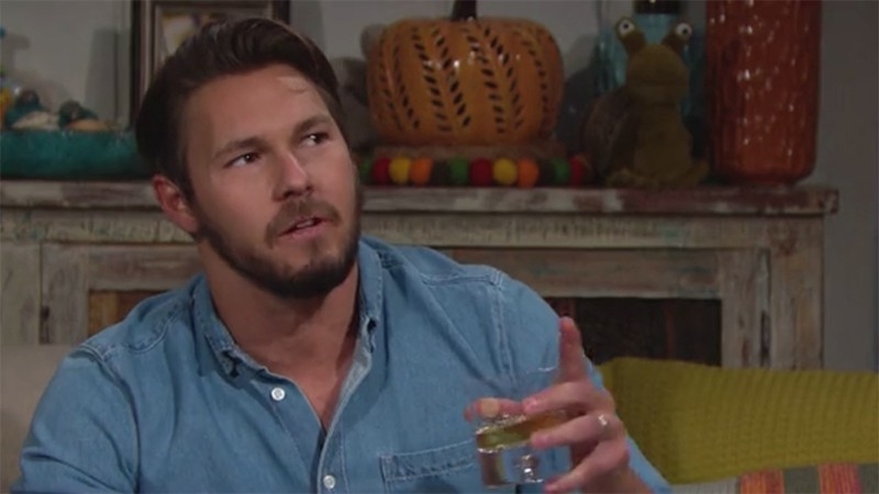 Liam (Scott Clifton) a des choses sur le cœur. Top Modèles,
                     épisode 8409 (6 octobre 2021,
TVA)