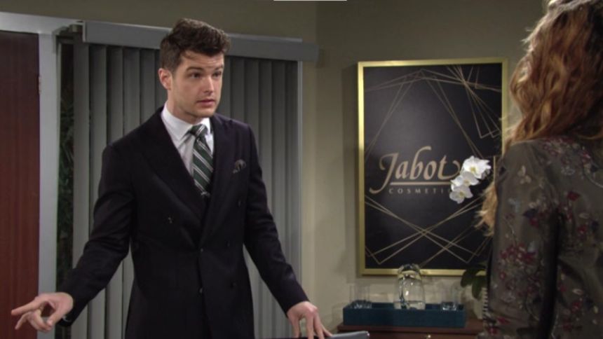 Kyle (Michael Mealor) fait jurer à Mariah de ne rien dire. Les Feux de l'Amour,
épisode 12052 (22 février 2021,
CBS)