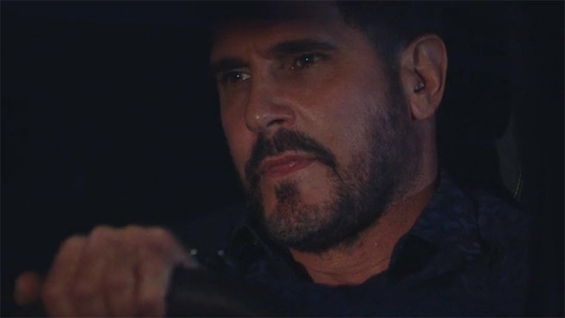 Bill (Don Diamont) doit prendre une décision délicate. Top Modèles,
                     épisode 8489 (9 février 2022,
TVA)