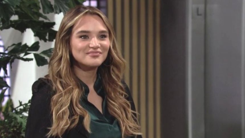 Summer (Hunter King) et Kyle vont se marier ! Les Feux de l'Amour,
épisode 8827 (30 octobre 2023,
TF1)
