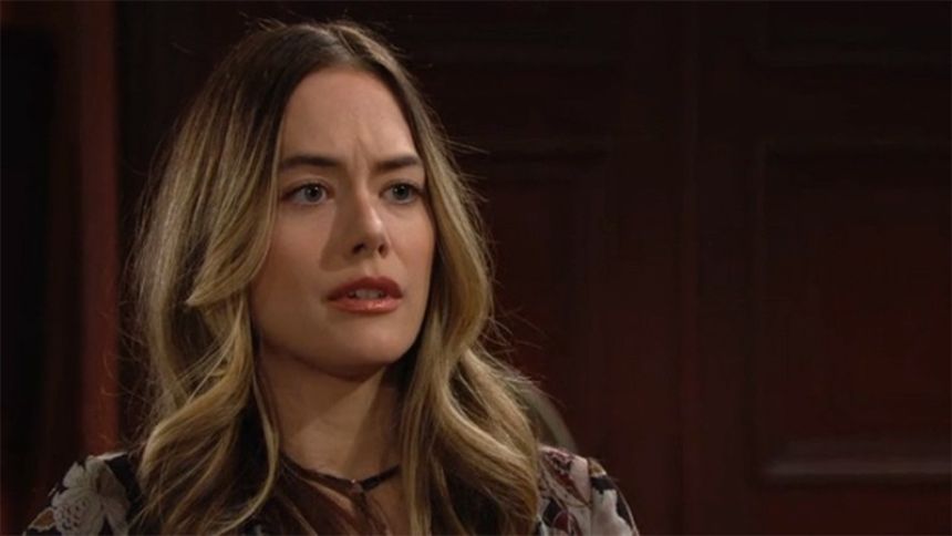 L'attitude de Liam inquiète Hope (Annika Noelle). Top Models,
épisode 8498 (20 juillet 2021,
RTS)