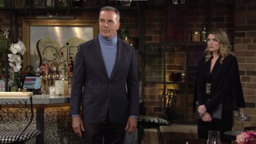 Ashland (Richard Burgi) refuse d'écouter Kyle. Les Feux de l'Amour,
épisode 8830 (2 novembre 2023,
TF1)