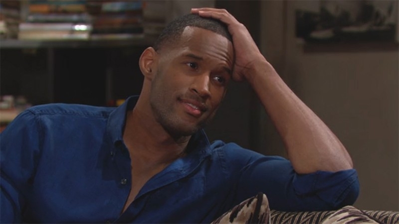 Carter (Lawrence Saint-Victor) adore passer du temps avec Quinn. Amour, Gloire et Beauté/Top Models,
                     épisode 8505 (29 avril 2021,
CBS)