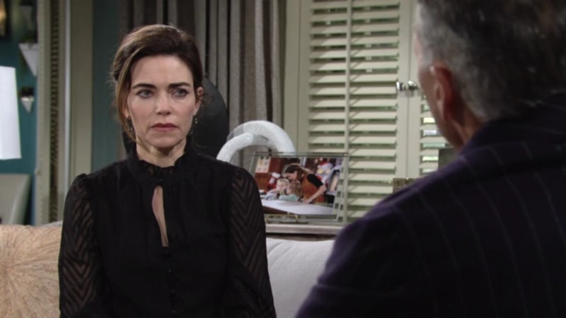 Victoria (Amelia Heinle) peine à convaincre Ashland. Les Feux de l'Amour,
                     épisode 8897 (9 février 2024,
TF1)