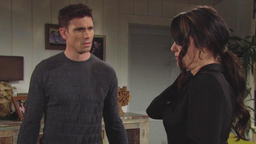 Finn (Tanner Novlan) n’y comprend plus rien… Top Models,
épisode 8957 (8 mai 2023,
RTS)