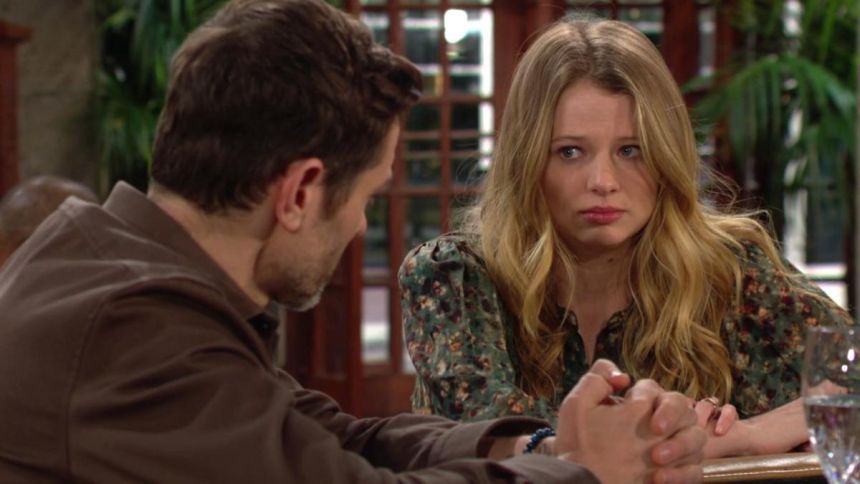Summer (Allison Lanier) réalise qu'elle n'a même pas demandé son avis à Daniel. Les Feux de l'Amour,
                     épisode 12592 (10 avril 2023,
CBS)