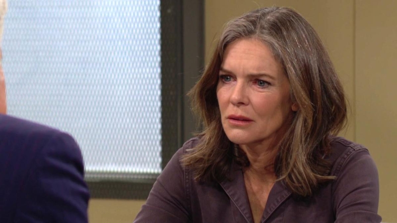 Diane (Susan Walters) s'interroge sur les preuves contre elle. Les Feux de l'Amour,
épisode 12604 (26 avril 2023,
CBS)