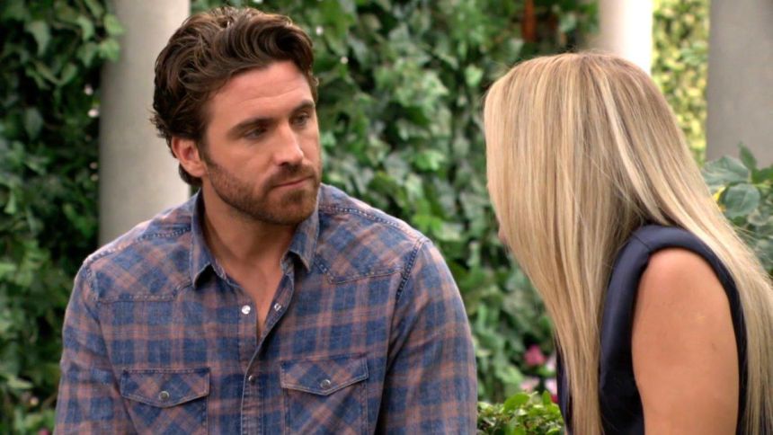 Chance (Conner Floyd) veut l'avis de Sharon. Les Feux de l'Amour,
épisode 12686 (21 août 2023,
CBS)