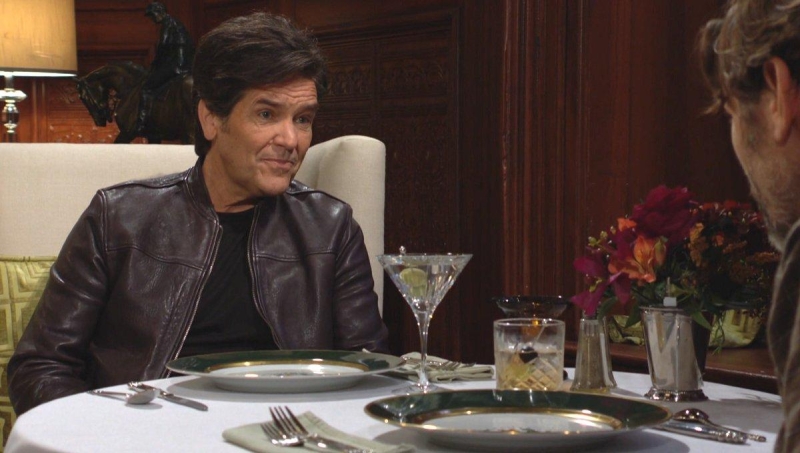 Danny (Michael Damian) est de retour. Les Feux de l'Amour,
                     épisode 12714 (29 septembre 2023,
CBS)