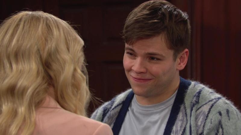 R.J (Joshua Hoffman) fait entièrement confiance à Luna… Top Modèles,
                     épisode 9209 (10 décembre 2024,
TVA)