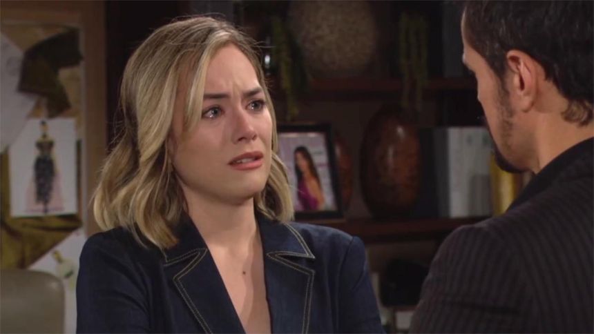 La décision de Thomas n'est pas facile à entendre pour Hope (Annika Noelle). Top Models,
épisode 9237 (26 novembre 2024,
RTL9)