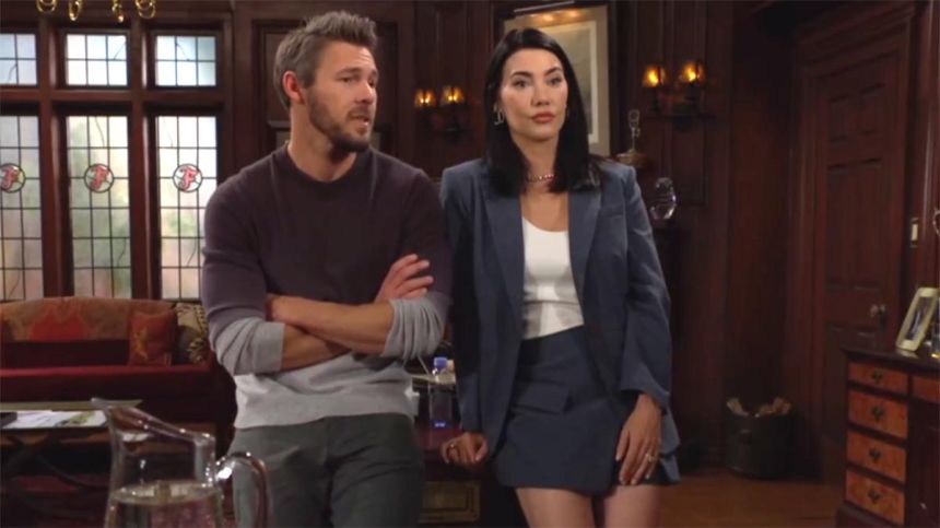 Liam (Scott Clifton) est présent pour rassurer Steffy. Top Models,
épisode 9255 (20 décembre 2024,
RTL9)