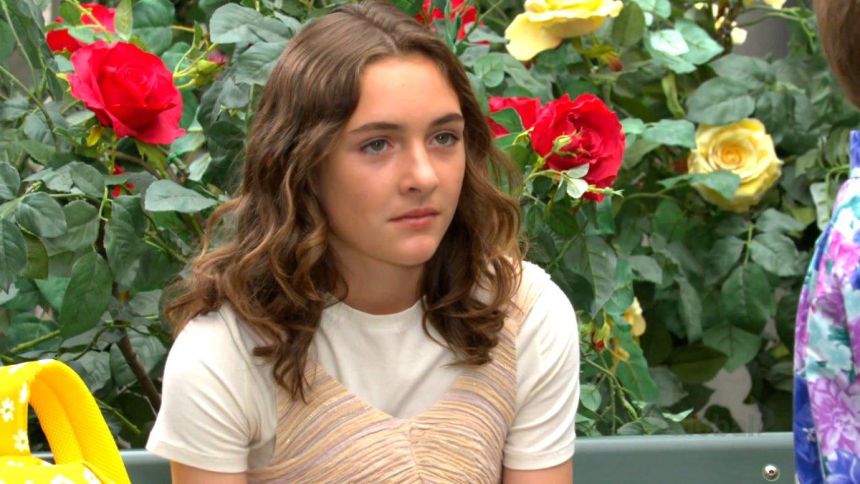 Katie (Sienna Mercuri) n'apprécie pas que Claire soit tout le temps là. Les Feux de l'Amour,
épisode 12911 (11 juillet 2024,
CBS)