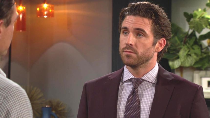 Chance (Conner Floyd) pense que sa nomination rassurerait tout le monde. Les Feux de l'Amour,
épisode 12953 (9 septembre 2024,
CBS)