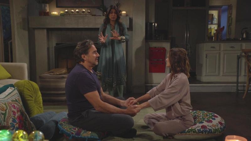 Shandra (Minita Gandhi) guide Taylor sur le chemin de la guérison… Amour, Gloire et Beauté/Top Models,
épisode 9380 (14 octobre 2024,
CBS)