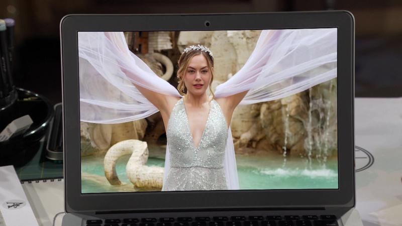 Hope (Annika Noelle) est mise à l’honneur dans le travail de Liam. Top Models,
                     épisode 9382 (17 juin 2025,
RTL9)