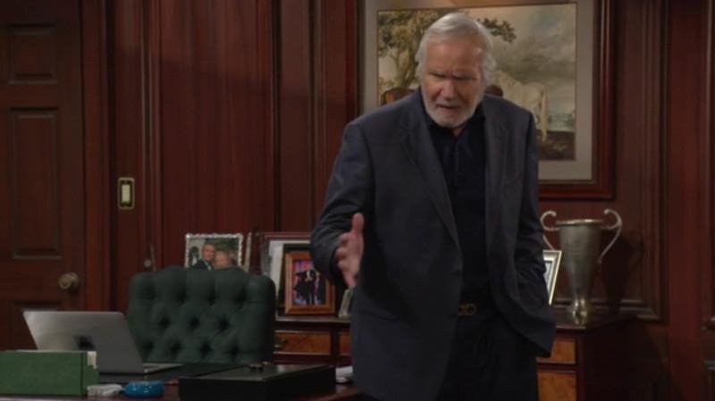 Eric (John McCook) n'est pas content... Top Models,
                     épisode 9398 (9 juillet 2025,
RTL9)