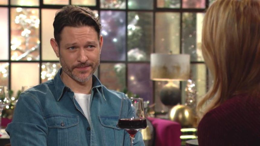 Daniel (Michael Graziadei) se méfie des "projets" de sa mère. Les Feux de l'Amour,
                     épisode 13024 (19 décembre 2024,
CBS)