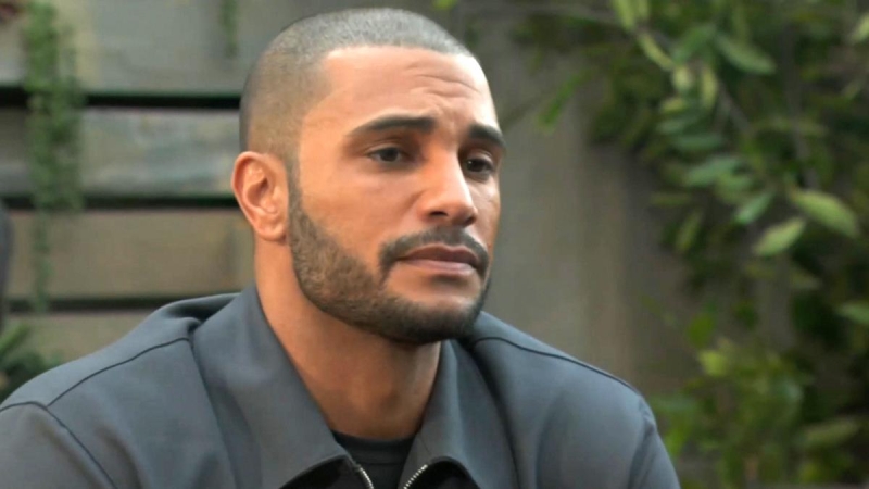 L'offre de Nate intrigue Damian (Nathan Owens). Les Feux de l'Amour,
                     épisode 13036 (9 janvier 2025,
CBS)