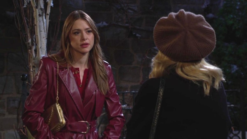 Claire (Hayley Erin) ne s'attendait pas à se retrouver face à Jordan (Colleen Zenk). Les Feux de l'Amour,
                     épisode 13040 (15 janvier 2025,
CBS)