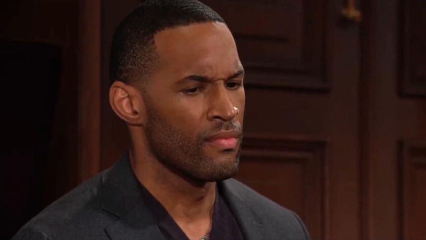 Carter (Lawrence Saint-Victor) n'a peut-être pas la conscience si tranquille... Amour, Gloire et Beauté/Top Models,
                     épisode 9458 (6 février 2025,
CBS)