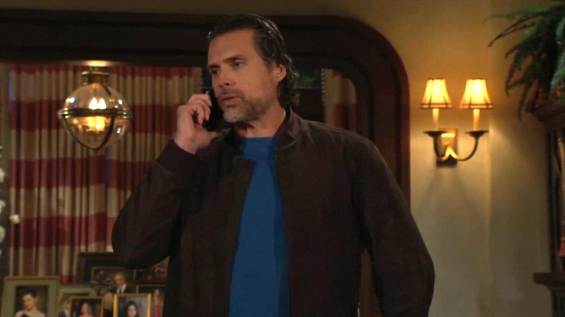 Nick (Joshua Morrow) reçoit un curieux coup de fil. Les Feux de l'Amour,
épisode 13070 (27 février 2025,
CBS)