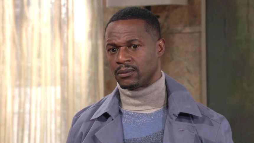 Damian (Jermaine Rivers) est inquiet pour sa mère. Les Feux de l'Amour,
épisode 13083 (18 mars 2025,
CBS)