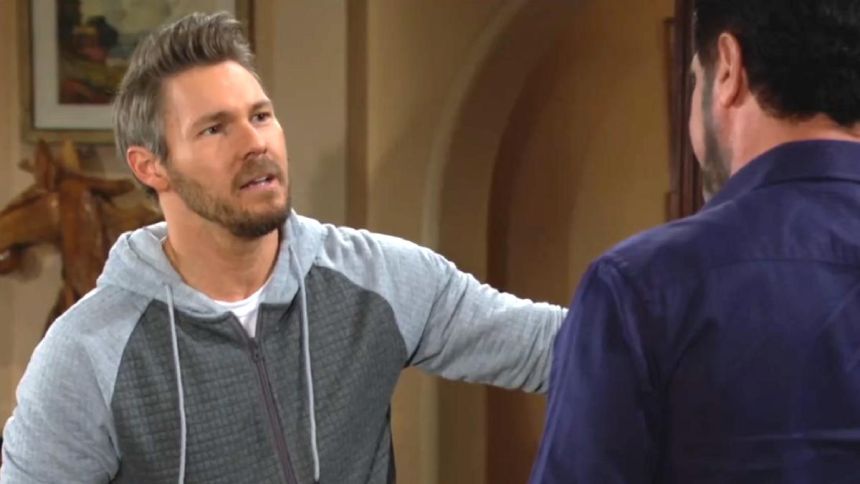 Liam (Scott Clifton) reproche à son père d'être irresponsable. Amour, Gloire et Beauté/Top Models,
                     épisode 9495 (2 avril 2025,
CBS)