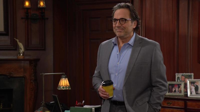 Ridge (Thorsten Kaye) ne sait pas trop quoi penser… Amour, Gloire et Beauté/Top Models,
épisode 9528 (20 mai 2025,
CBS)
