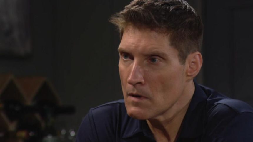 Deacon (Sean Kanan) est très inquiet... Amour, Gloire et Beauté/Top Models,
épisode 9540 (5 juin 2025,
CBS)