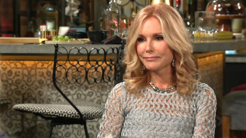 Lauren (Tracey E. Bregman) est heureuse pour Christine. Les Feux de l'Amour,
épisode 13188 (14 août 2025,
CBS)