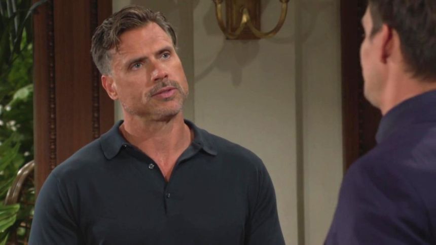 Nick (Joshua Morrow) préfère s'en tenir à la stratégie de Victor. Les Feux de l'Amour,
épisode 13195 (25 août 2025,
CBS)