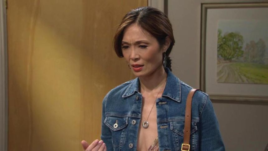 Poppy (Romy Park) apprend à son tour la grande nouvelle ! Amour, Gloire et Beauté/Top Models,
                     épisode 9634 (17 octobre 2025,
CBS)