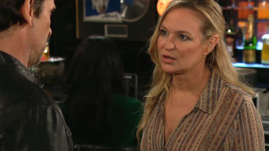 Sharon (Sharon Case) ne se prive pas de menacer Matt Clark. Les Feux de l'Amour,
                     épisode 13252 (12 novembre 2025,
CBS)
