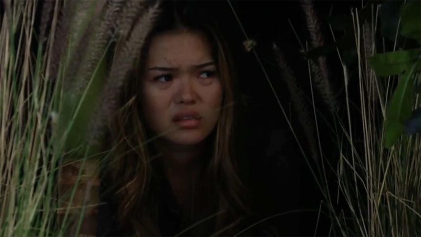 Évadée de prison, Luna (Lisa Yamada) ne perd pas ses objectifs de vue. Amour, Gloire et Beauté/Top Models,
                     épisode 9655 (17 novembre 2025,
CBS)