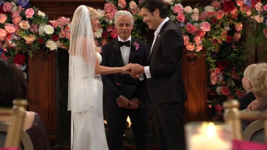 Christine (Lauralee Bell) et Danny (Michael Damian) se marient enfin ! Les Feux de l'Amour,
                     épisode 13259 (21 novembre 2025,
CBS)