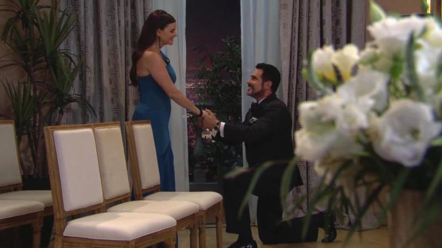 Katie (Heather Tom) et Bill (Don Diamont) se marient à leur tour ! Amour, Gloire et Beauté/Top Models,
                     épisode 9673 (15 décembre 2025,
CBS)