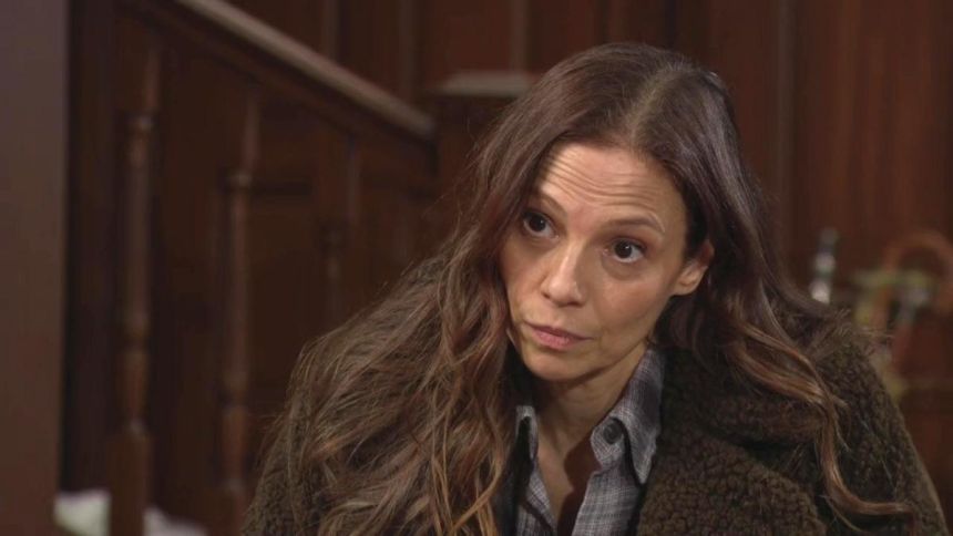Sienna (Tamara Braun) s'inquiète pour Noah et son père. Les Feux de l'Amour,
                     épisode 13296 (19 janvier 2026,
CBS)