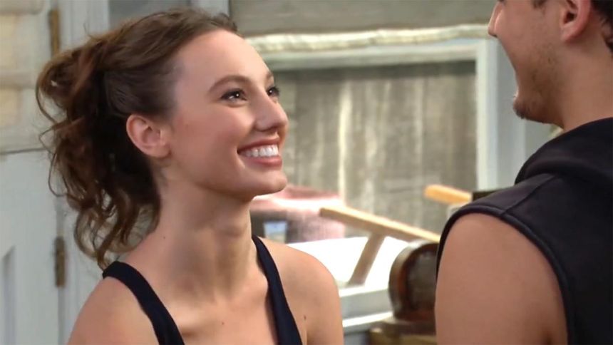 Dylan (Sydney Bullock) passe un agréable moment en compagnie de Will. Amour, Gloire et Beauté/Top Models,
                     épisode 9698 (21 janvier 2026,
CBS)